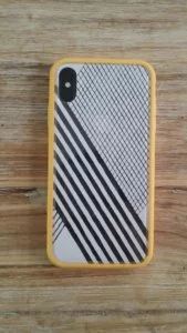 coque rhinoshield noir blanc jaune